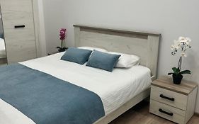 Mira Studio